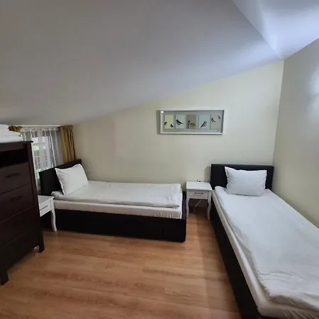 Apartment Elit Pamporowo